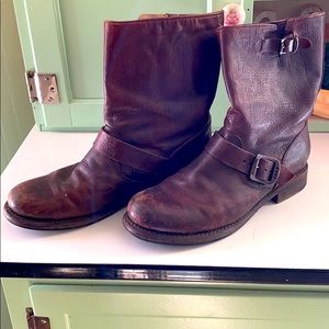 Frye Veronica Combat Short - Size 9